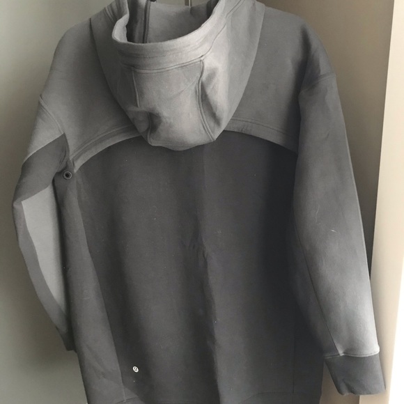 NWT Lululemon Jacket - Picture 6 of 8